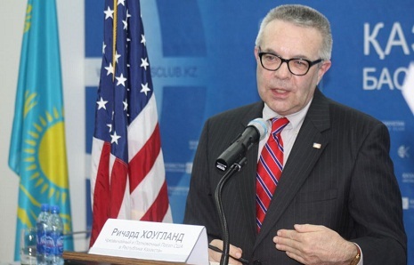   Hoagland: Best strategy in settling Karabakh conflict - to move forward in small steps  